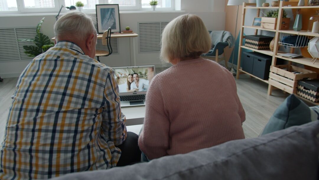 retired couple planning finances